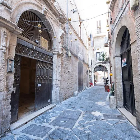 Apartment De Caris Bari